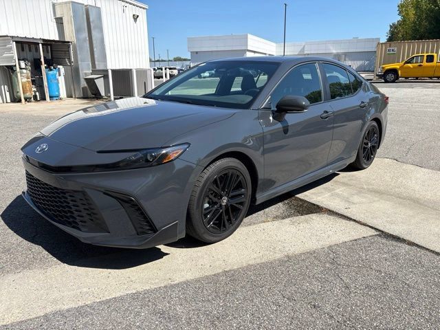 Used 2026 Toyota Camry SE w/ Convenience Package FWD image 3