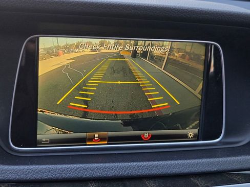 Used 2016 Mercedes-Benz E 350 Sedan w/ Premium Package image 16