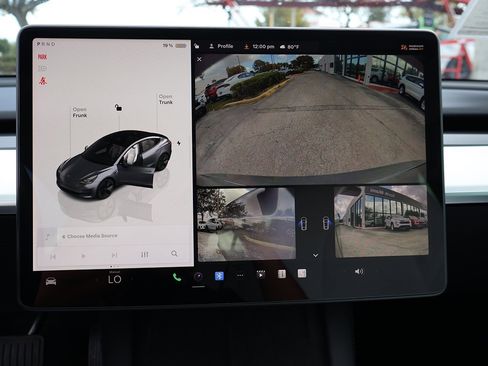 Used 2022 Tesla Model 3 image 53