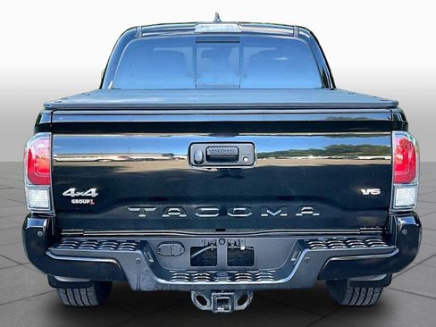 Used 2021 Toyota Tacoma Limited AWD/4WD image 5