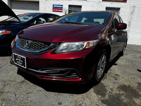 Used 2013 Honda Civic LX image 2