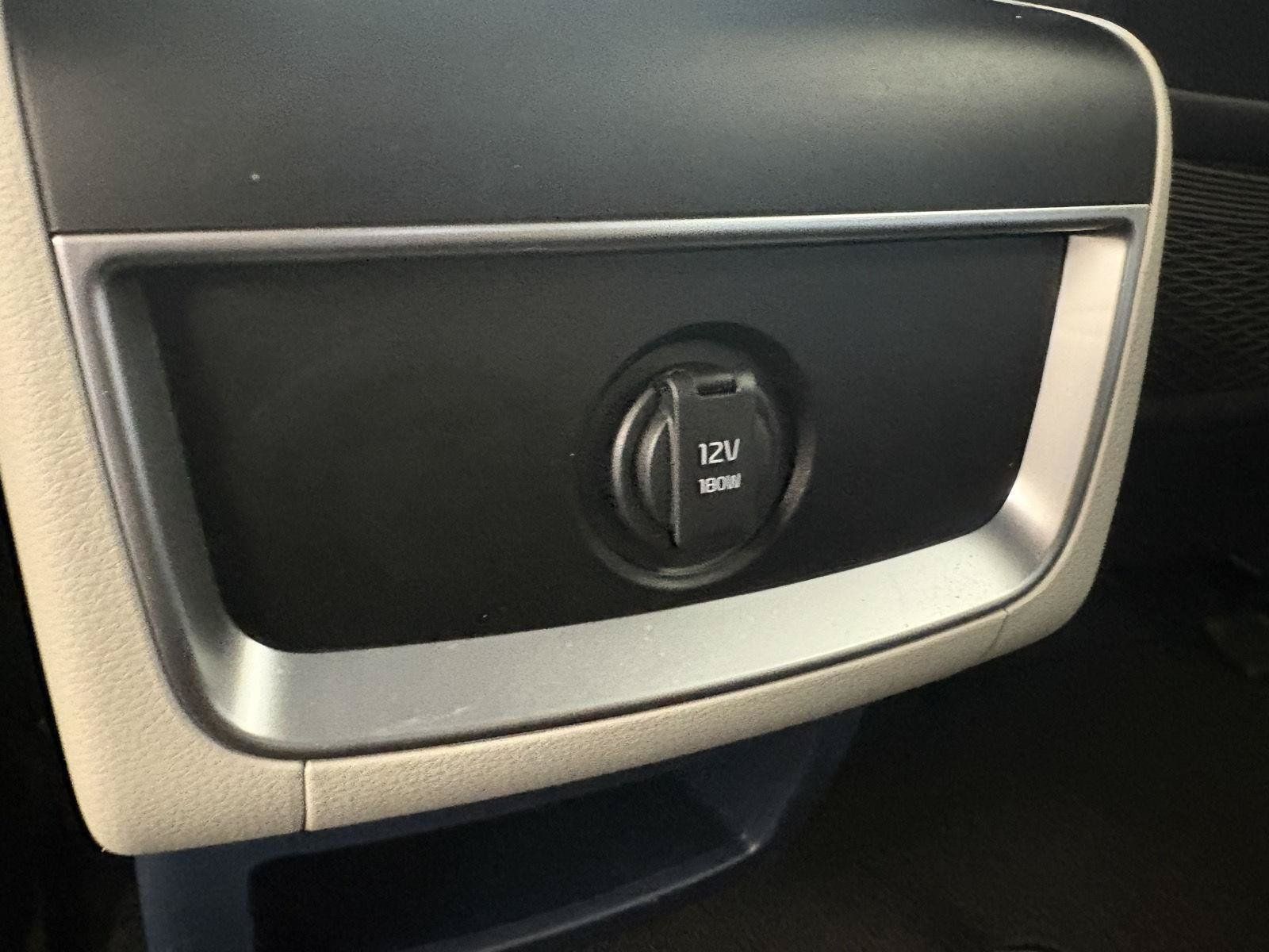Certified 2026 Kia Carnival EX FWD image 22