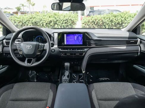 Used 2025 Toyota Camry LE FWD image 14