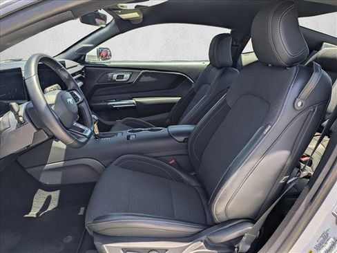 Used 2025 Ford Mustang Coupe RWD image 14