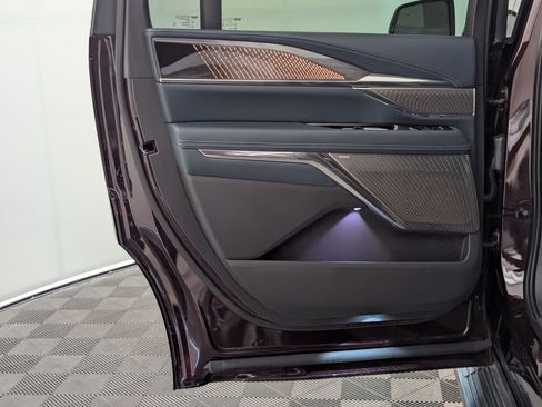 Used 2025 Cadillac Escalade IQ Luxury 2 w/ LPO, Premium Carpet Package image 93