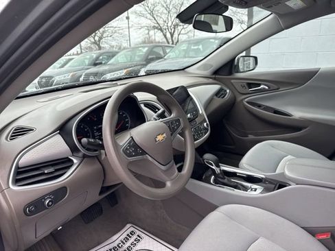 Used 2023 Chevrolet Malibu LT FWD image 8