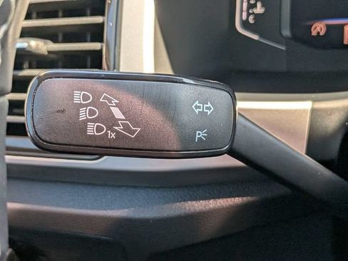 Used 2023 Volkswagen Atlas SE FWD image 27