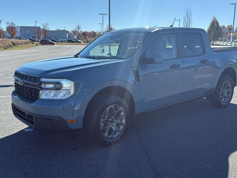 Used 2022 Ford Maverick XLT w/ Equipment Group 300A Standard image 15