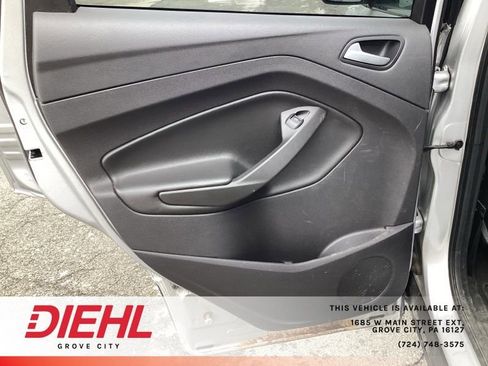 Used 2015 Ford Escape SE AWD/4WD image 11