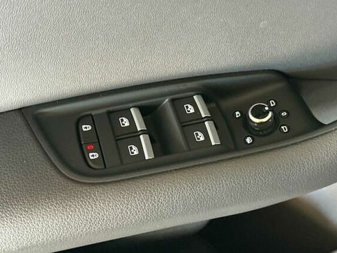 Used 2021 Audi Q7 3.0T Premium w/ Convenience Package image 12