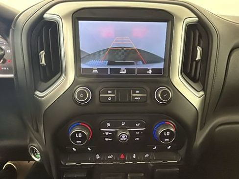 Used 2021 Chevrolet Silverado 2500 LT w/ Convenience Package AWD/4WD image 24