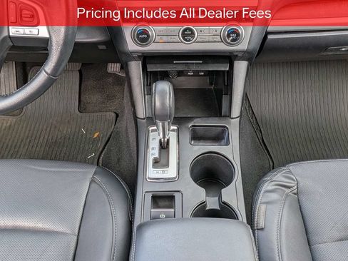 Used 2016 Subaru Outback 2.5i Limited AWD/4WD image 19