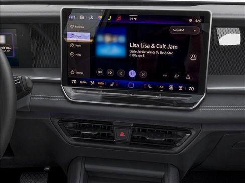 New 2026 Volkswagen Tiguan SE FWD image 7