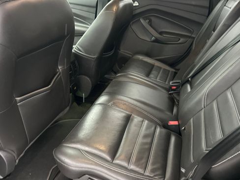 Used 2017 Ford Escape Titanium image 12