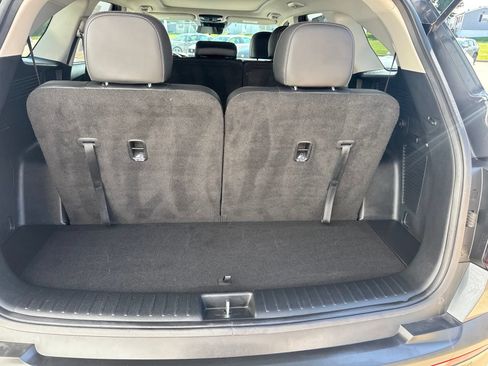 Used 2023 Kia Sorento S w/ Panoramic Sunroof Package AWD/4WD image 14