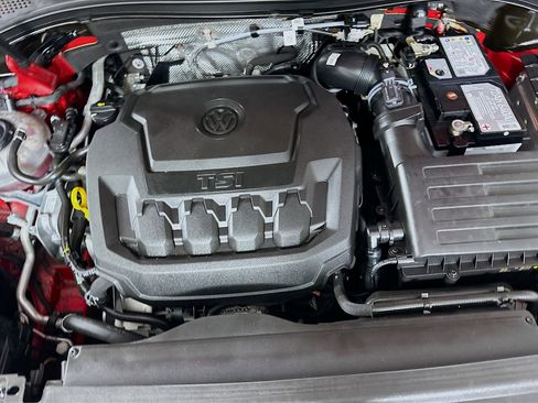 Used 2022 Volkswagen Tiguan SE image 30