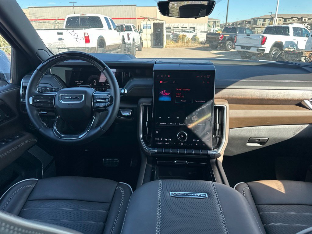 Used 2026 GMC Yukon XL Denali Ultimate AWD/4WD image 11