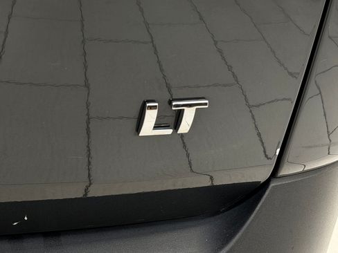 Used 2020 Chevrolet Traverse LT AWD/4WD image 35