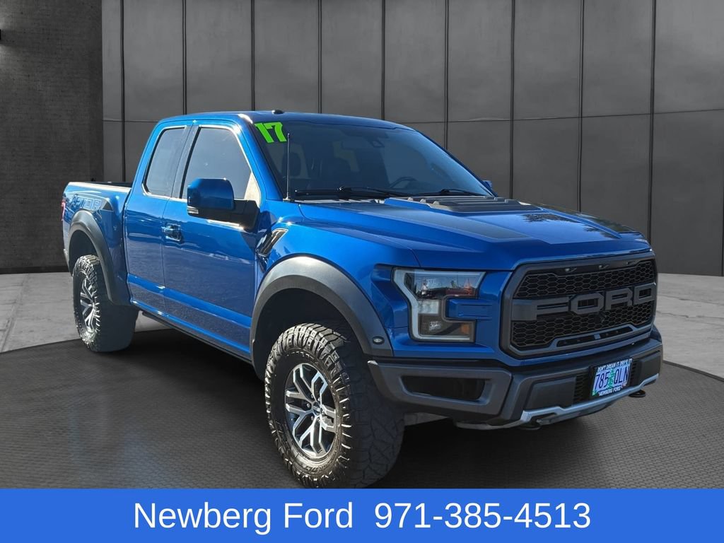 Used 2017 Ford F150 Raptor w/ Equipment Group 802A Luxury AWD/4WD image 3