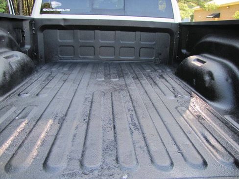 Used 2022 RAM 2500 Laramie AWD/4WD image 32
