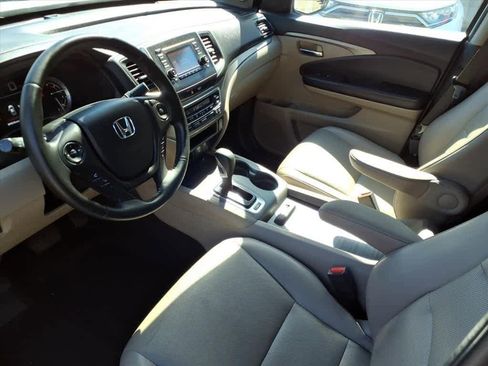 Used 2019 Honda Ridgeline RTL image 13
