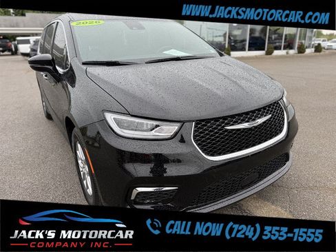 Used 2026 Chrysler Pacifica Select FWD image 8