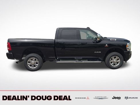 Used 2024 RAM 2500 Laramie AWD/4WD image 7