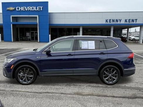 Used 2023 Volkswagen Tiguan SE FWD image 31