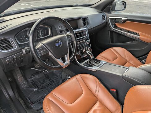 Used 2015 Volvo S60 T5 Premier image 13