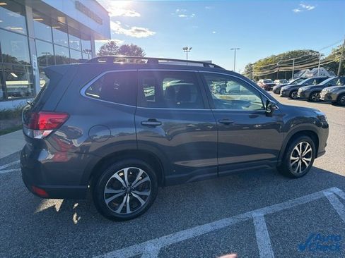 Used 2023 Subaru Forester Limited image 9