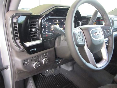 New 2026 GMC Sierra 1500 Elevation AWD/4WD image 34
