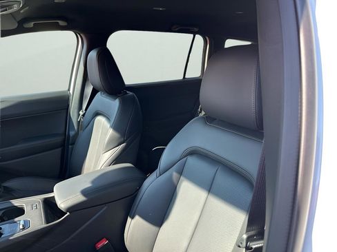 New 2026 Jeep Cherokee Limited image 27