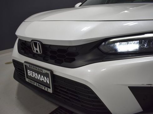 Used 2024 Honda Civic Sport Touring image 11