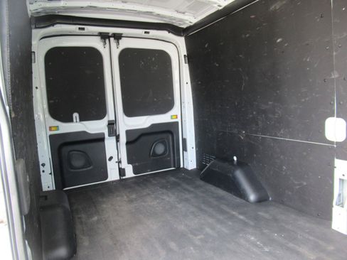 Used 2024 Ford Transit 250 148 Medium Roof w/ Load Area Protection Package RWD image 19