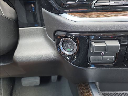 New 2026 GMC Sierra 1500 Elevation AWD/4WD image 22
