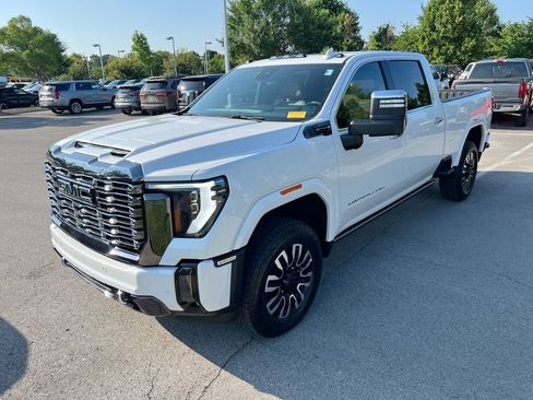 Certified 2024 GMC Sierra 2500 Denali Ultimate w/ Max Trailering Package AWD/4WD image 1