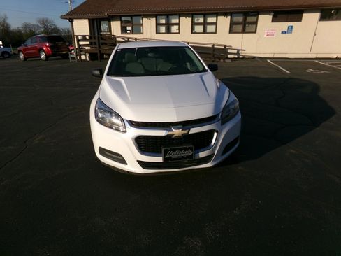 Used 2015 Chevrolet Malibu LS FWD image 4