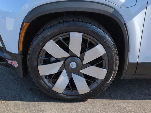 Used 2023 Fisker Ocean Ultra AWD/4WD image 28