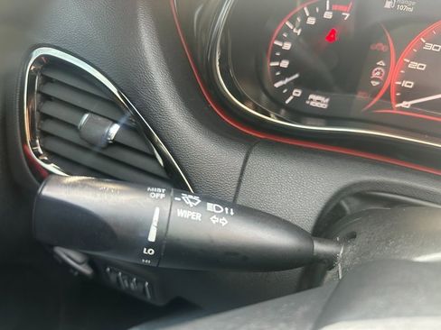 Used 2015 Dodge Dart GT image 31