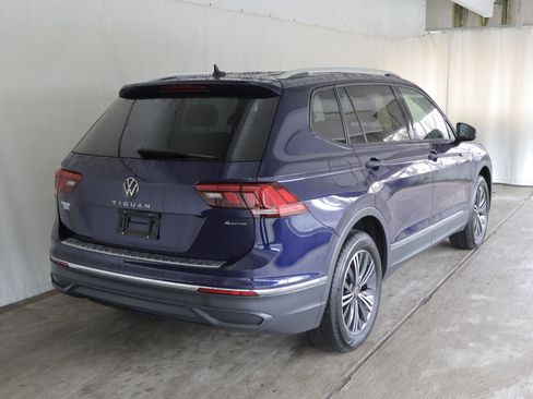 Used 2024 Volkswagen Tiguan Wolfsburg Edition AWD/4WD image 7