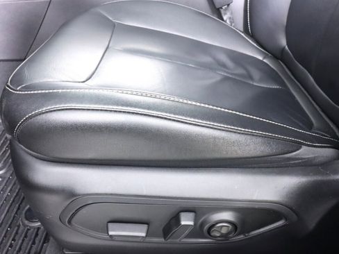 Used 2022 Jeep Grand Cherokee Limited 4xe image 37