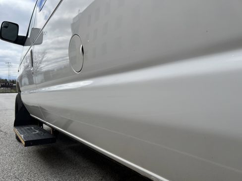 Used 2011 Ford E-250 and Econoline 250 w/ PWR Group image 31