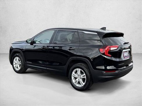 Used 2024 GMC Terrain SLE AWD/4WD image 6