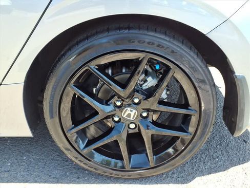 Used 2024 Honda Civic Sport image 8