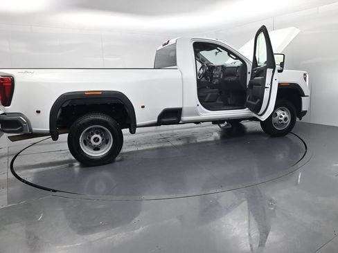 Used 2022 GMC Sierra 3500 Pro w/ Convenience Package AWD/4WD image 56