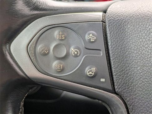 Used 2018 Chevrolet Silverado 1500 LTZ image 27