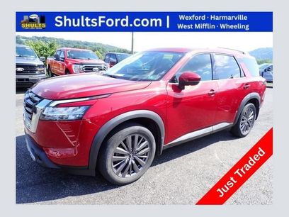 Used 2023 Nissan Pathfinder SL