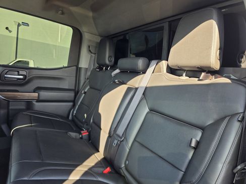 Used 2020 Chevrolet Silverado 1500 LT Trail Boss image 17