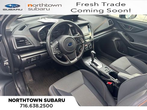Used 2021 Subaru Crosstrek 2.0i Premium image 2