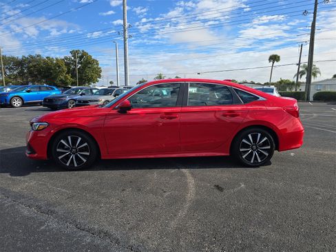 Used 2023 Honda Civic EX image 6